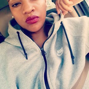 Meet your Posher, Shana jones
